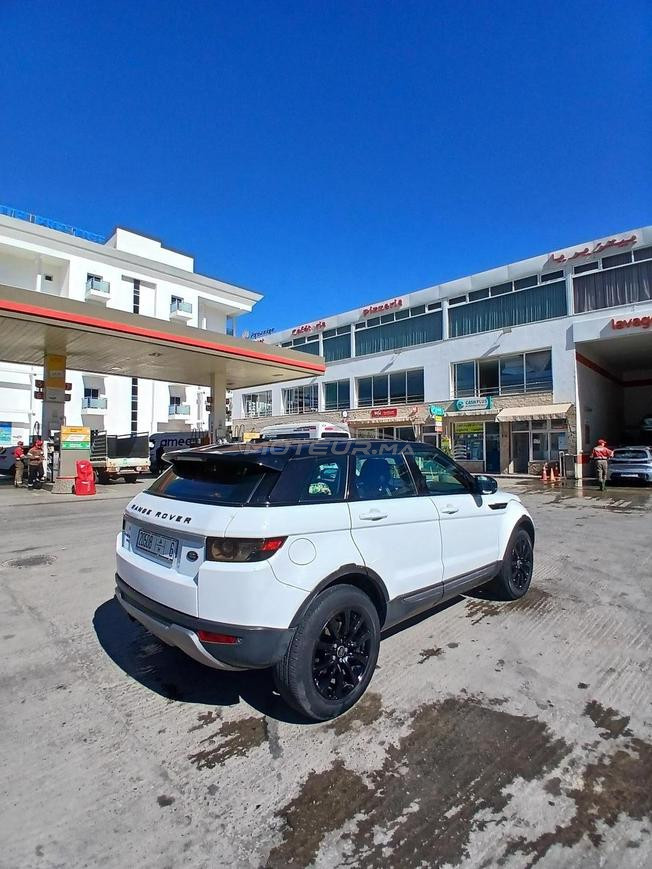 Range rover évoque 