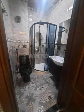 شقة للبيع بالطابق الأرضي مصلوحة قريبة من جميع المرافق - 2