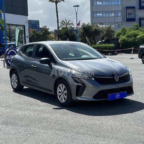 Renault Clio AUTHENTIQUE 2025 - 2