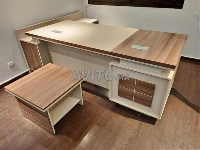 Bureau de travail importé de luxe – Élégance et professionnalisme 💼✨