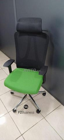 Chaises opérateur ergonomiques et résistantes