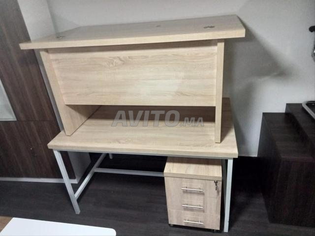 Bureau de travail moderne - 2