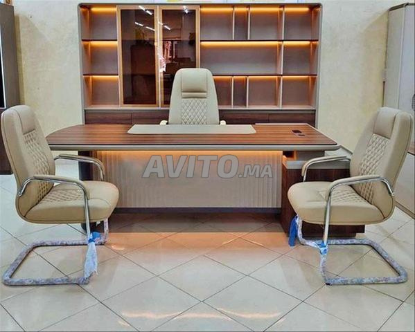 مكاتب مستوردة تجمع بين الفخامة والعملية  - 2