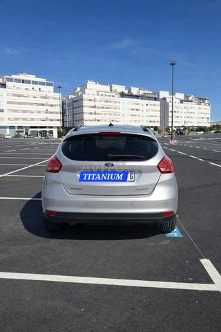 FORD FOCUS TITANIUM - 2