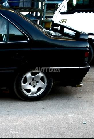 Peugeot 405 Diesel 7 CV bon état - 2