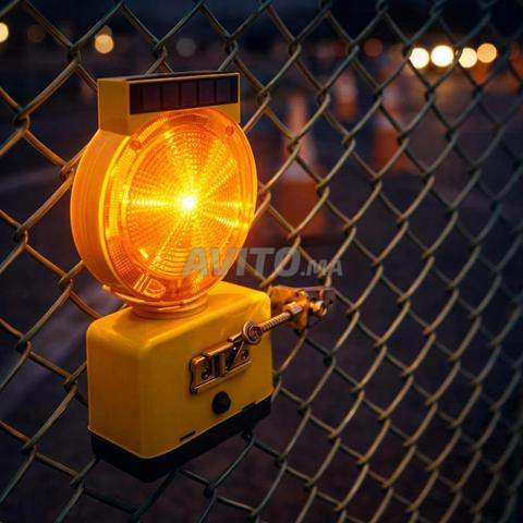 Une lampe solaire LED - 2