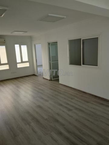 Plateau aménagé cloisonné climatisé 130m2 - 2