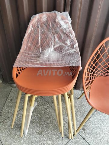 6 chaises de qualité - 2