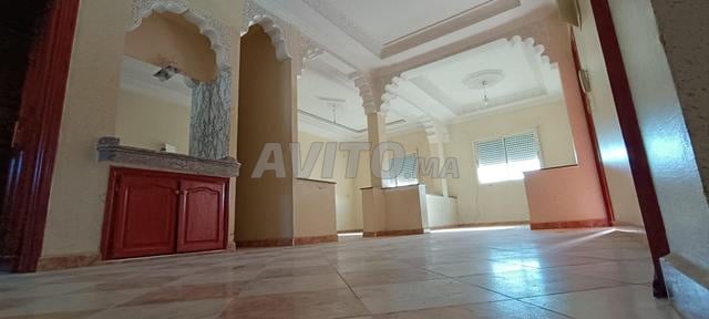 Grand appartement à côté de Black Iris