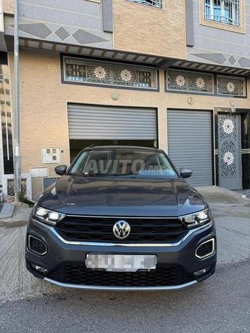 فولكس فاجن تي روك أوتوماتيك قريبة من الجديدة