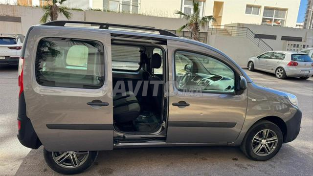 Renault Kangoo Diesel Manuelle 2021 à Agadir - 2