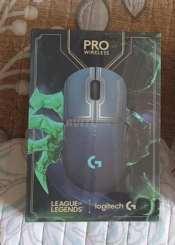 Souris sans fil Logitech G PRO Gaming Édition League of Legends