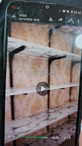 رفوف خشب رخامي جديدة للبيع