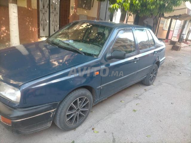 Volkswagen Vento Diesel Manuelle 1992 à Meknès - 2