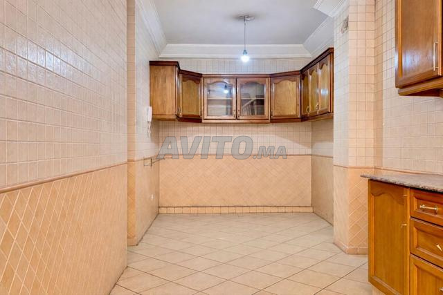 Duplex à vendre avec terrasse ensoleillée - 2