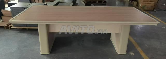 طاولة اجتماعات عصرية — طاولة اجتماعات عصرية - 2