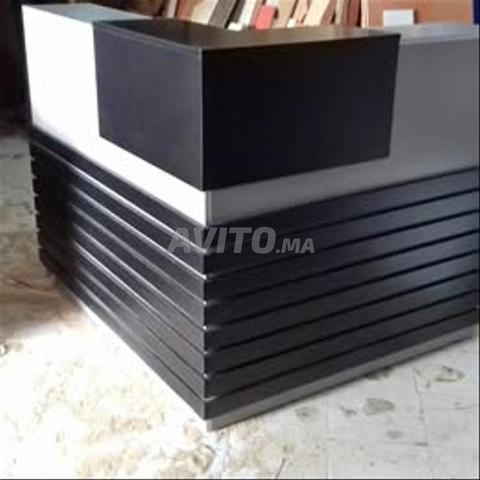 كونتر استقبال مع صندوق مخصص - 2