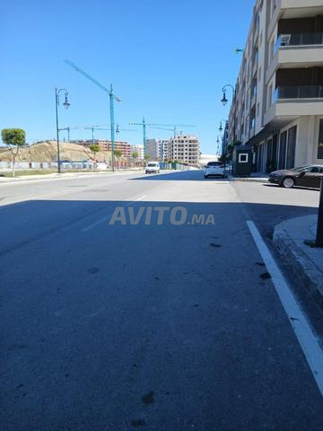 UN MAGASIN EN LOCATION - 2