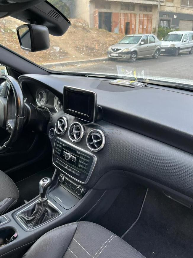 Mercedes A180 diesel économique – état 
