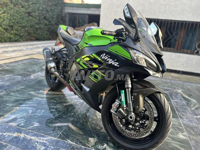 Kawasaki Ninja ZX10 - 2
