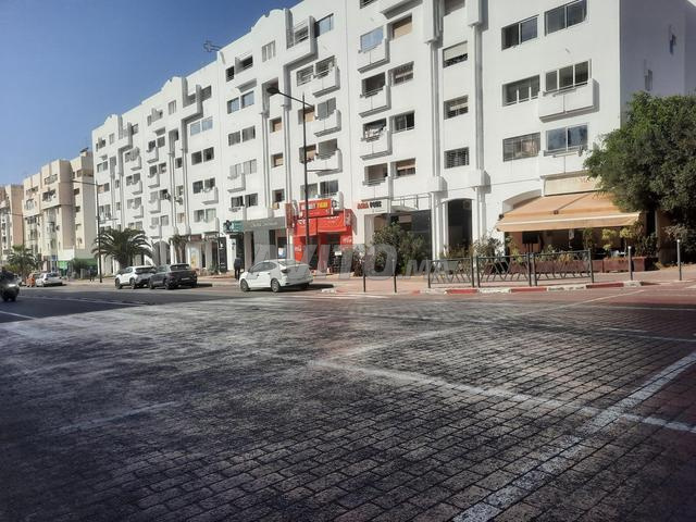 محل للإيجار - 2