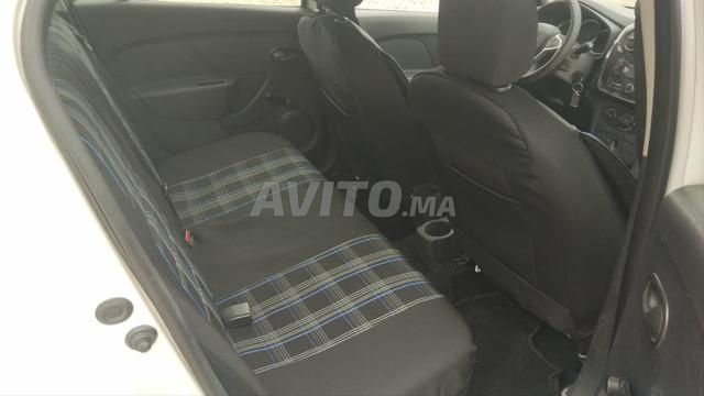 Dacia Logan Diesel Manuelle 2018 à Casablanca - 2