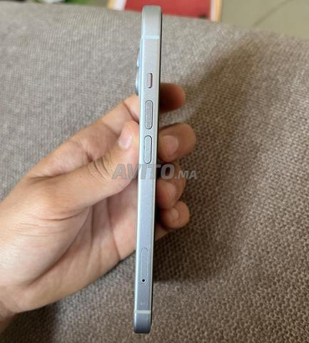 iPhone 15 Officiel 128 Go - 2