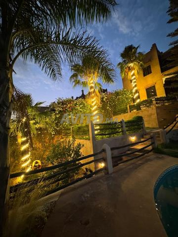 Maison d’Hôtes Licenciée avec Piscine 4 Suites