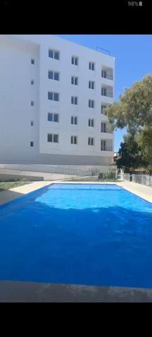 Appartement 94 m², 3 chambres, garage, ascenseur, balcon, Tanger Balia - 2
