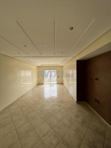 شقة للبيع 97 متر مربع بالدار البيضاء - 2