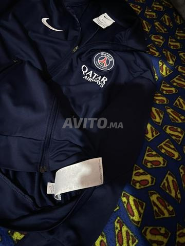 طقم باريس سان جيرمان الأصلي جديد - 2