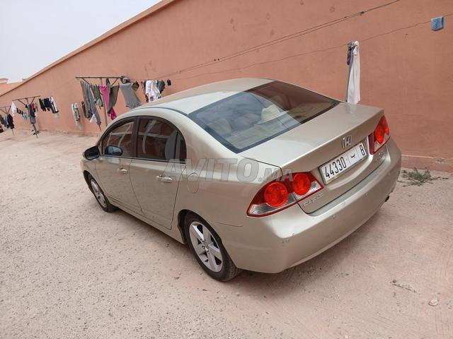 Honda Civic Essence Manuelle 2008 à Agadir - 2