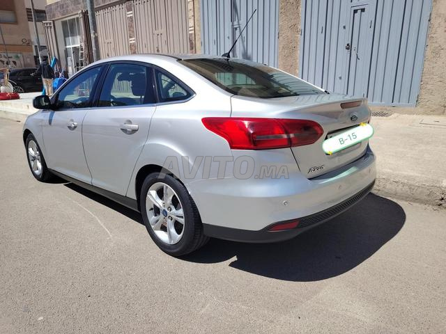Ford focus 2016 première main - 2