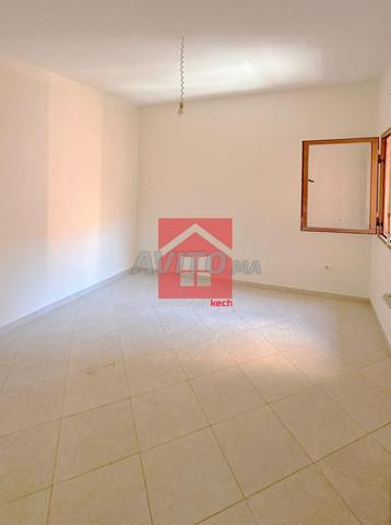  Appartement quasi neuf avec balcon à louer - image 5