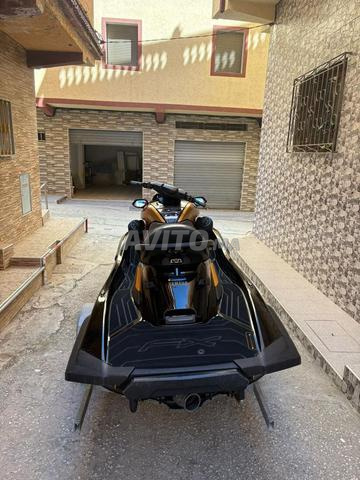 jet ski encore propre 2024