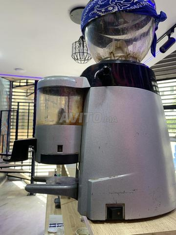 آلة قهوة ويجا ومطحنة - 2