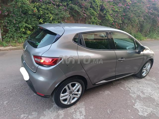 Clio 4 diesel 2016 très bon état - 2