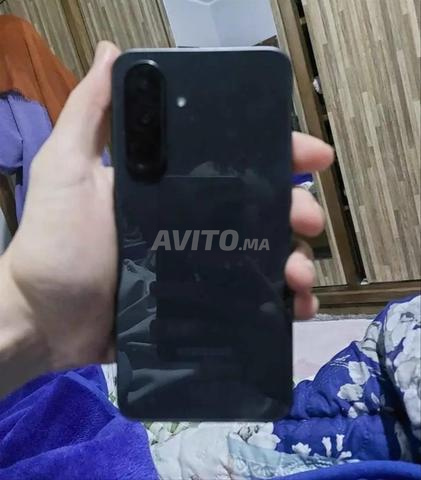 Samsung A36 5G 128 Go 6 Go - 2