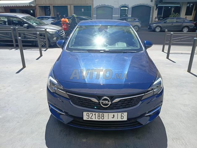 Opel Astra Diesel Automatique 2021 à Casablanca - 2