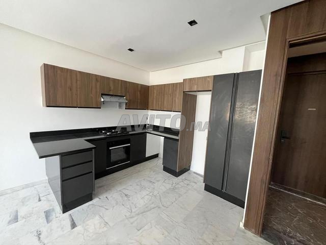 Nouveau studio 43m2 avec balcon Hôpitaux - 2