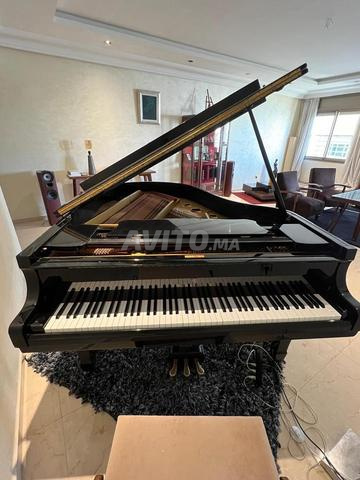 Piano 1/4 de queue Young Chang