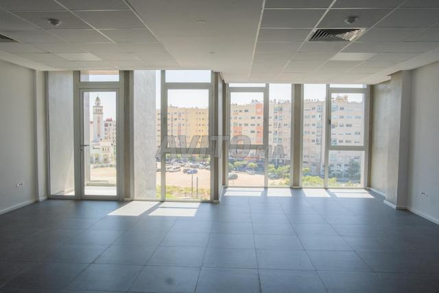 Bureau Premium à Louer en plein Oasis - 2