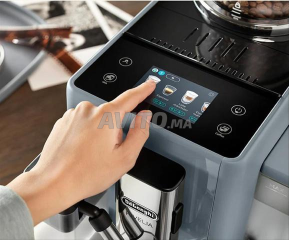 Machine à café Delonghi Rivelia - 2