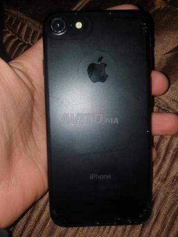 iPhone 7 à vendre (ne fonctionne pas – pour pièces)