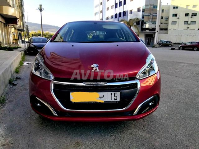 208 diesel 2018 très bon état - 2