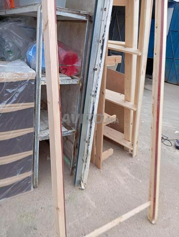 Belle porte en bois - 2