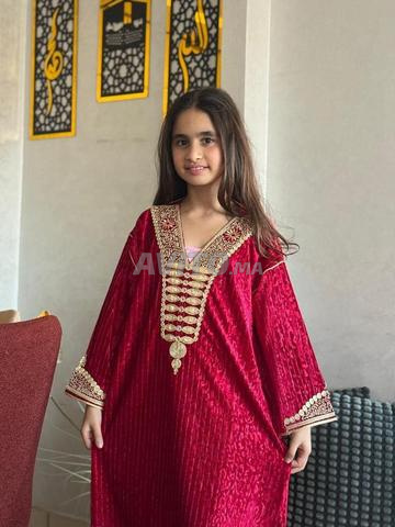 قفطان بنات صغار موبرة مطروز رائع