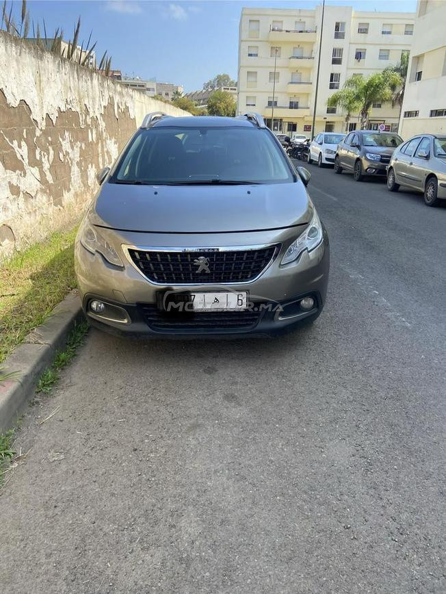 peugeot 2008 bon etat li chari merhba 
