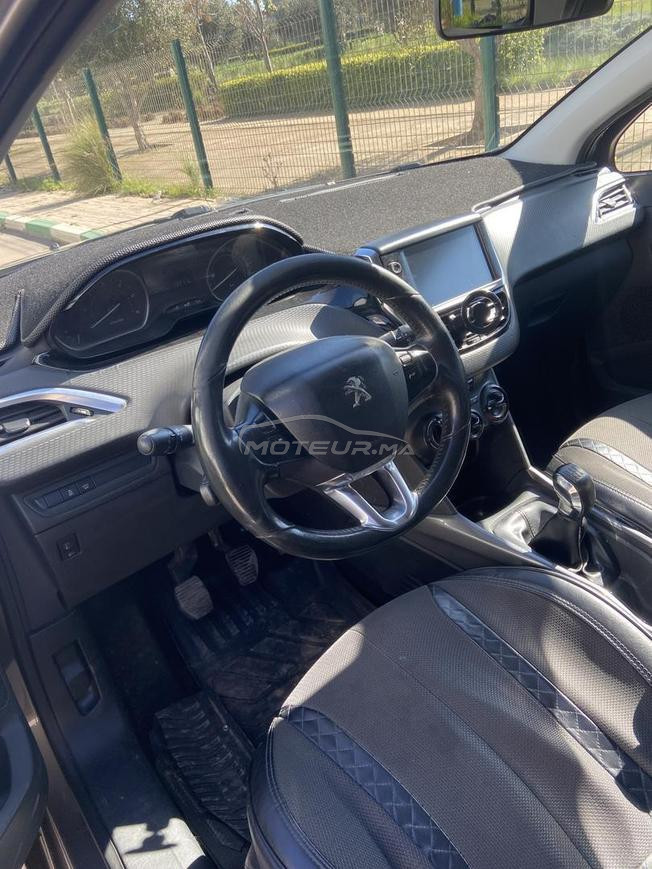 peugeot 2008 bon etat li chari merhba 