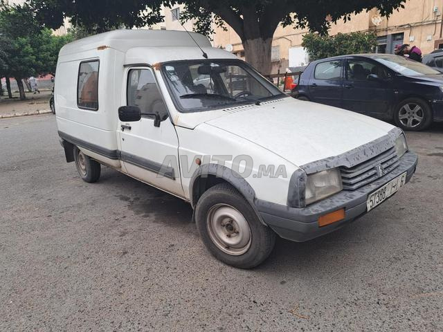 C15 modèle 2006 prix 40000 DH - 2